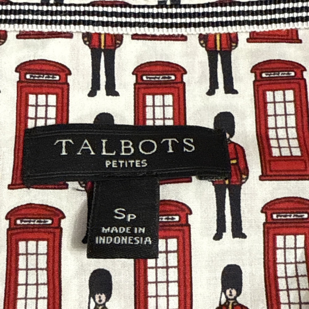 Talbots British Royal Guard Phone Booth Print Button Up Shirt Small Petite SP - Picture 3 of 7
